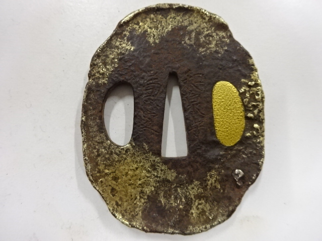 鉄地　和泉守兼定　金象嵌　鍔